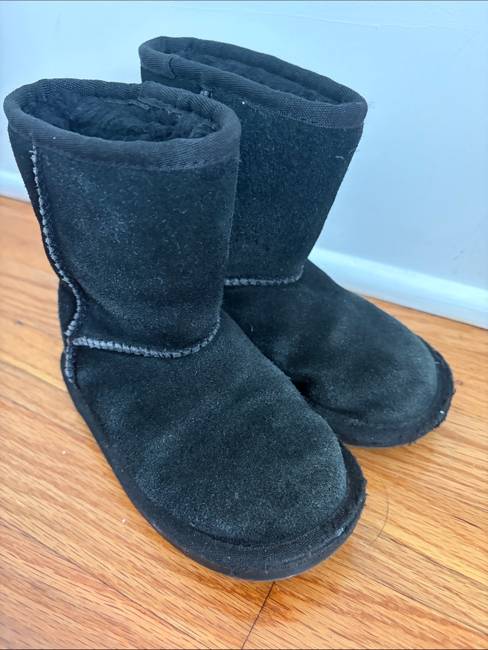 Koolaburra Kids Black Suede-Look Fleece Boots